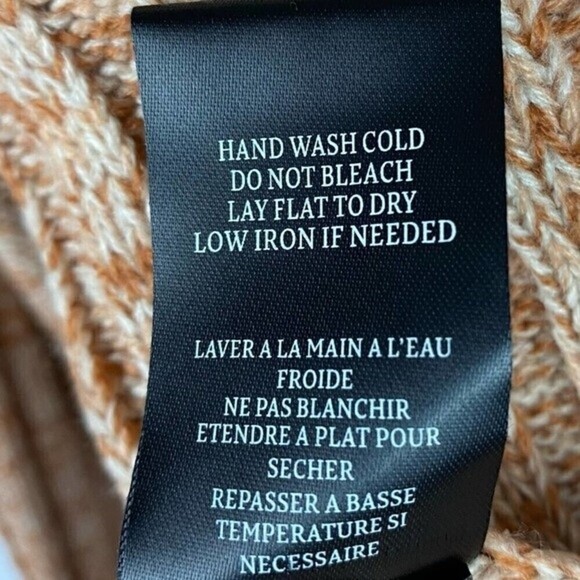 BLANKNYC Sweater Womens Medium Scoop Neck Pullover Casual Sweater - Picture 12 of 12